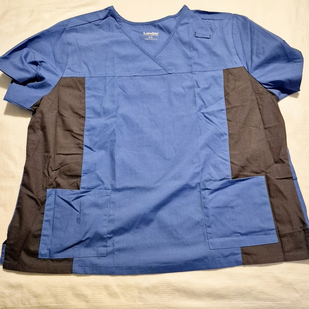 Landau women's or men's size 3XL royal blue with gray accents, scrub top NWOT